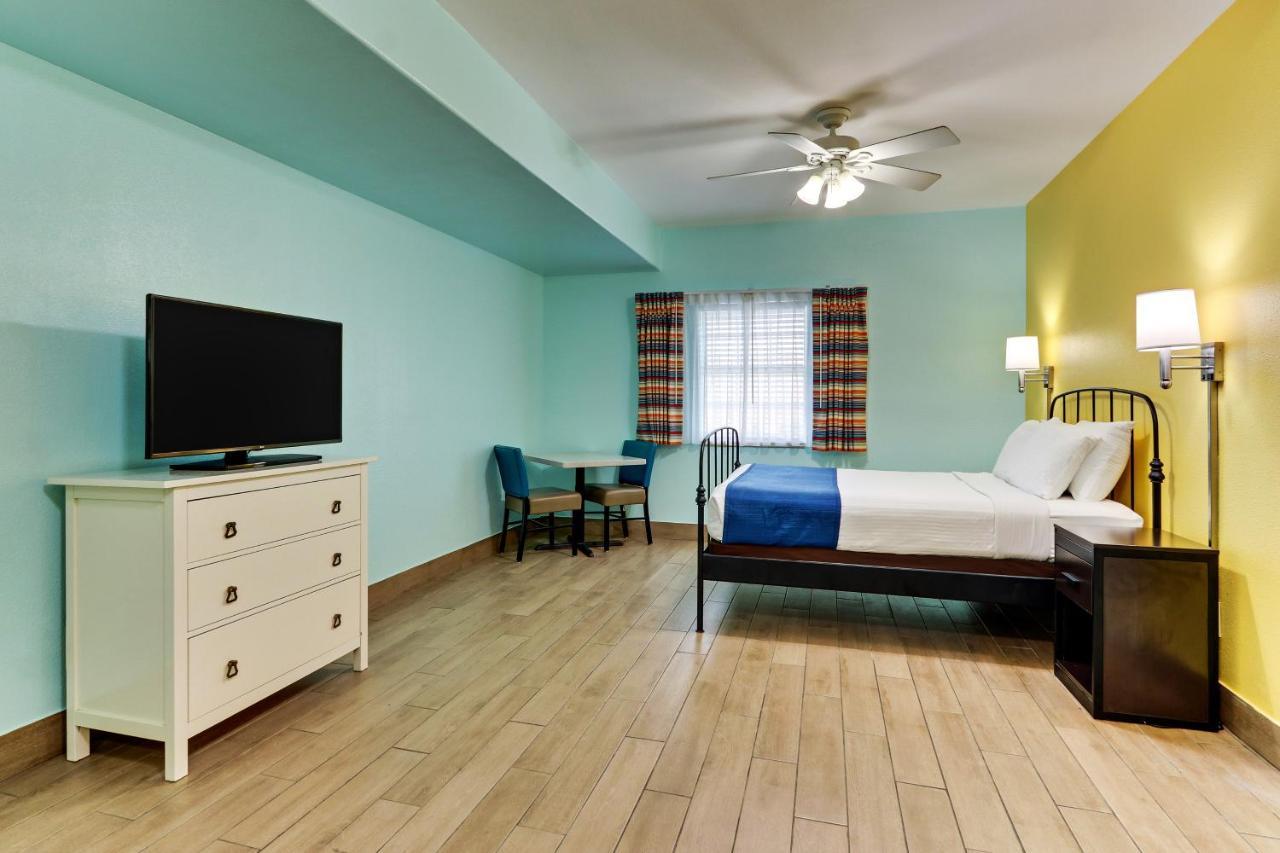 Island Hotel พอร์ท อารานซัส ภายนอก รูปภาพ