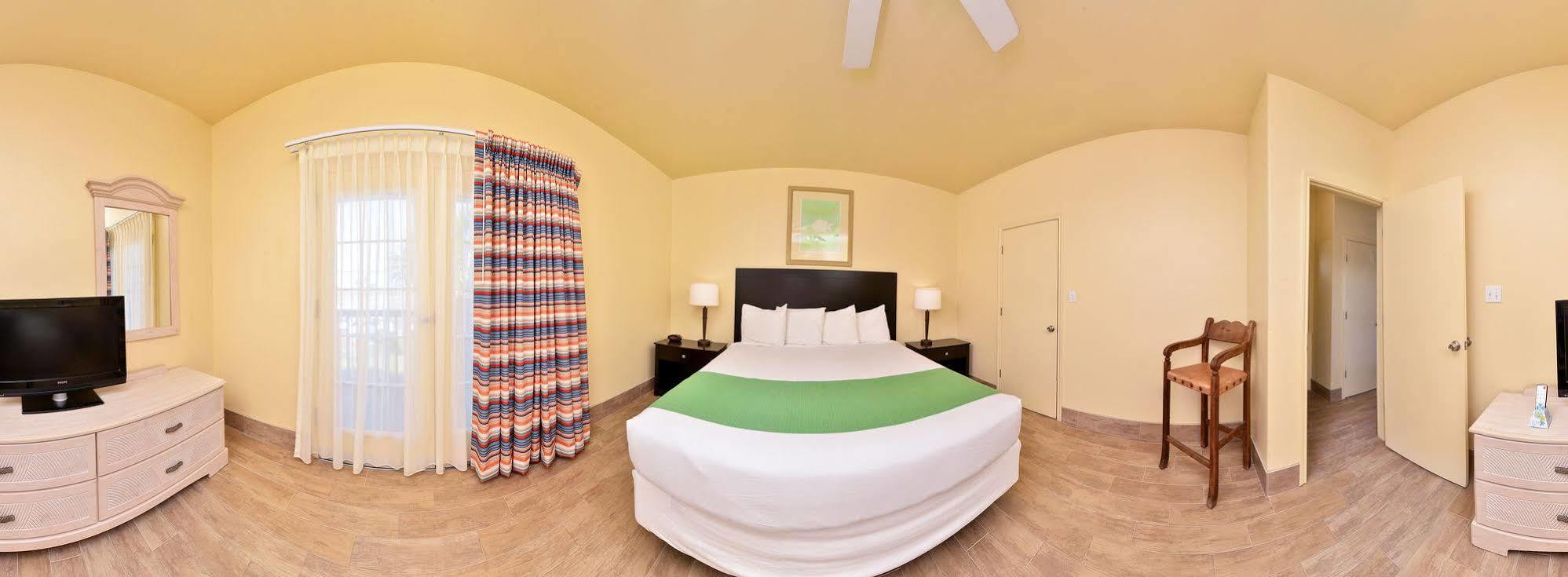 Island Hotel พอร์ท อารานซัส ภายนอก รูปภาพ